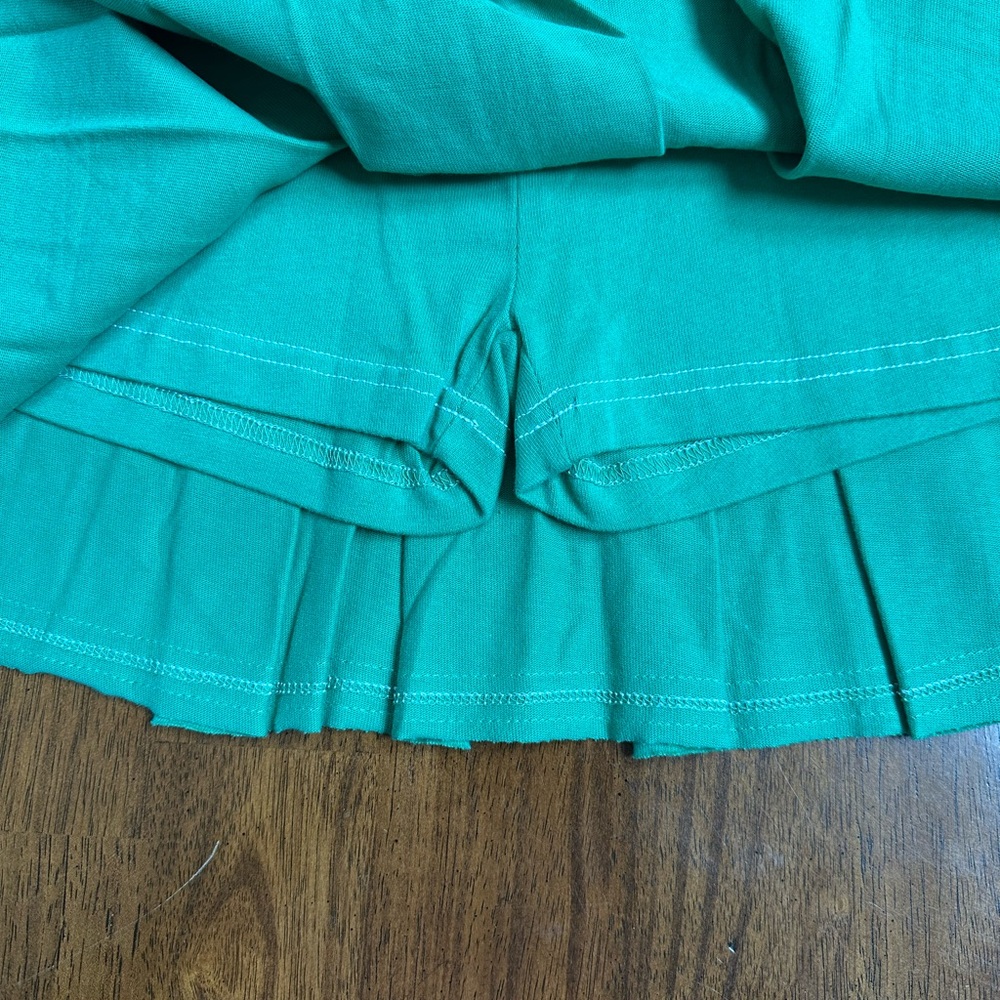 Boden Green Pleated Skort with White Trim 9-10 yrs nwot - Picture 4 of 6